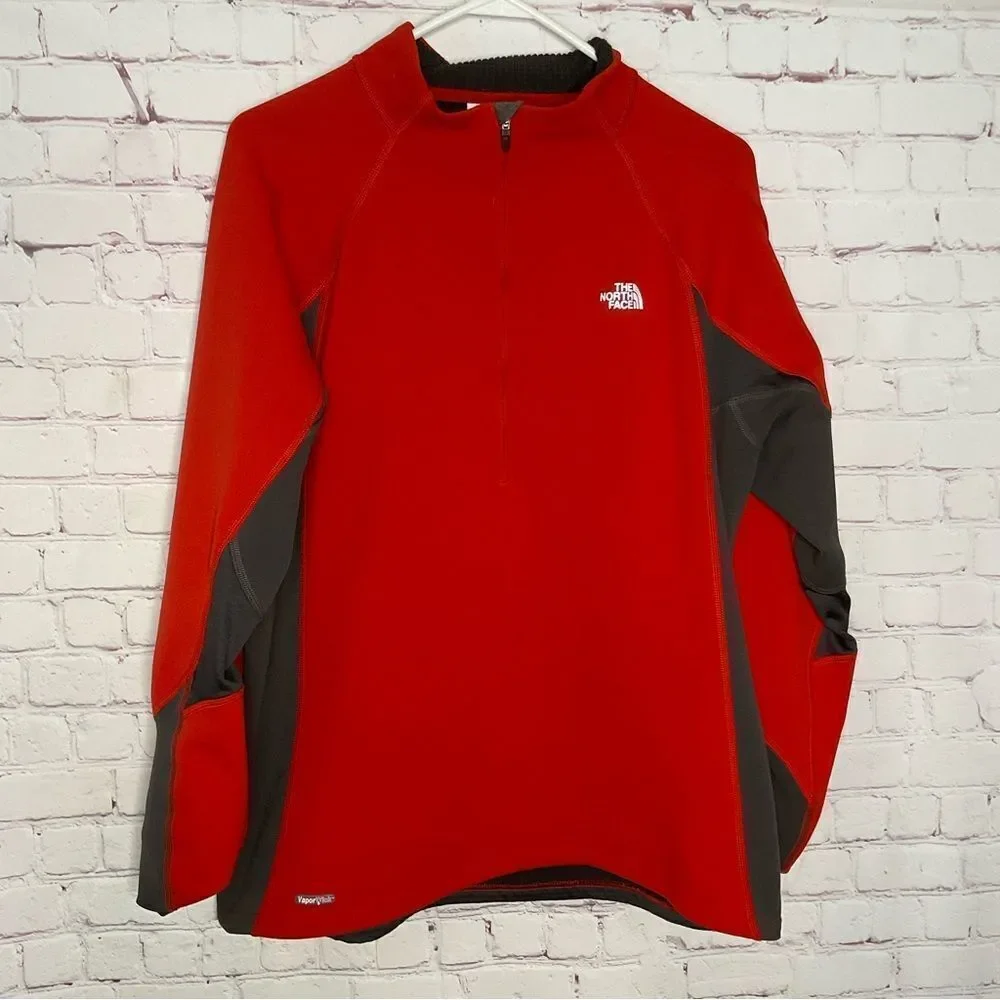 North Face Mens Pullover L Flight Series Vaporwick 1/4 Zip Base Layer Shirt Red.